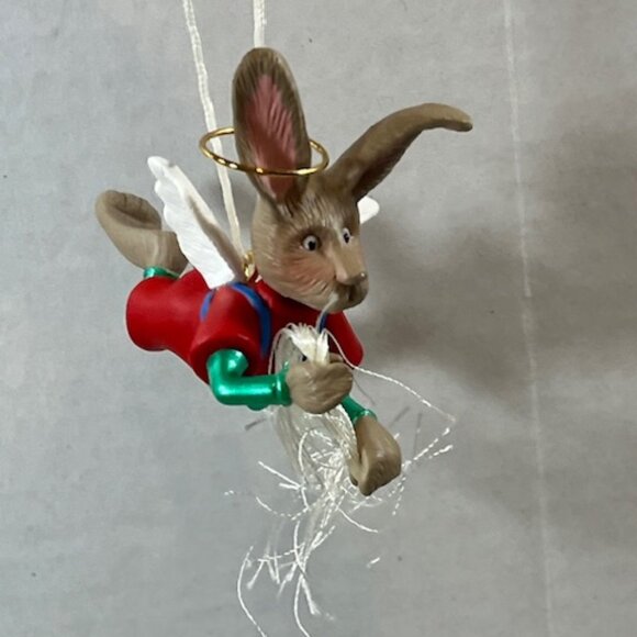 VTG 1994 Hallmark Keepsake Flying "Angel Hare" w/Brass Halo Christmas Ornament - Picture 4 of 14